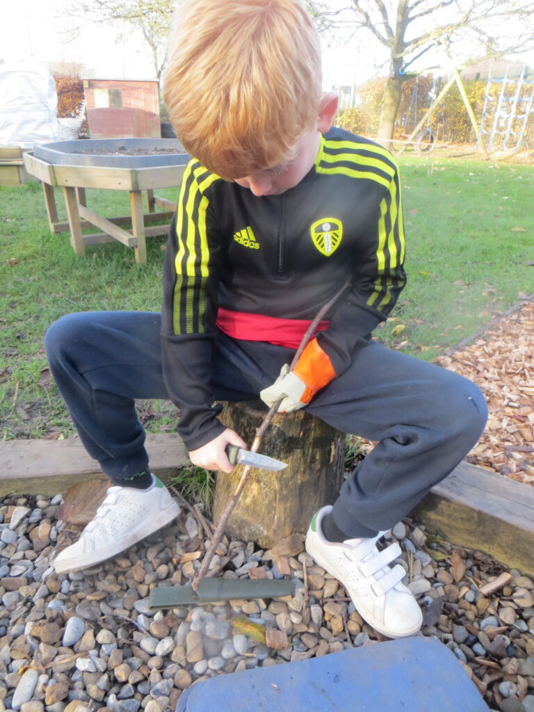 Year 3 - Whittling Knives - Forest School