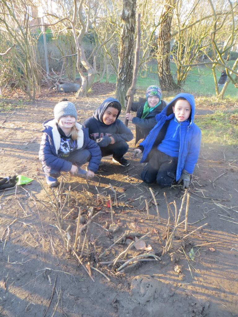 LKS2 - Roman Forts - Forest School