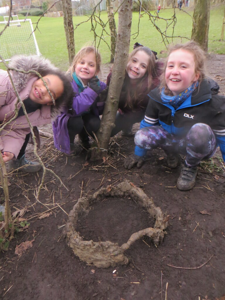 LKS2 - Roman Buildings - Forest School